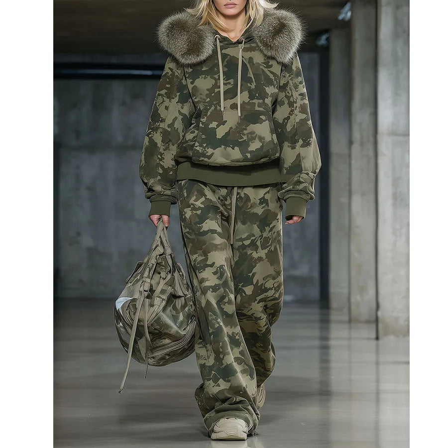 Custom Women's Printed Camouflage Fur Tracksuit for Women Jogger Set Camo Hoodie and Sweatpants