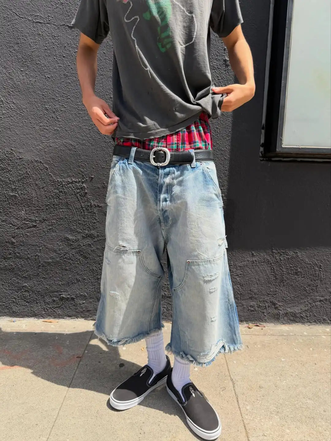 Custom Long Jorts Baggy Denim Shorts for Men Streetwear Distressed Denim Jorts Manufacturers
