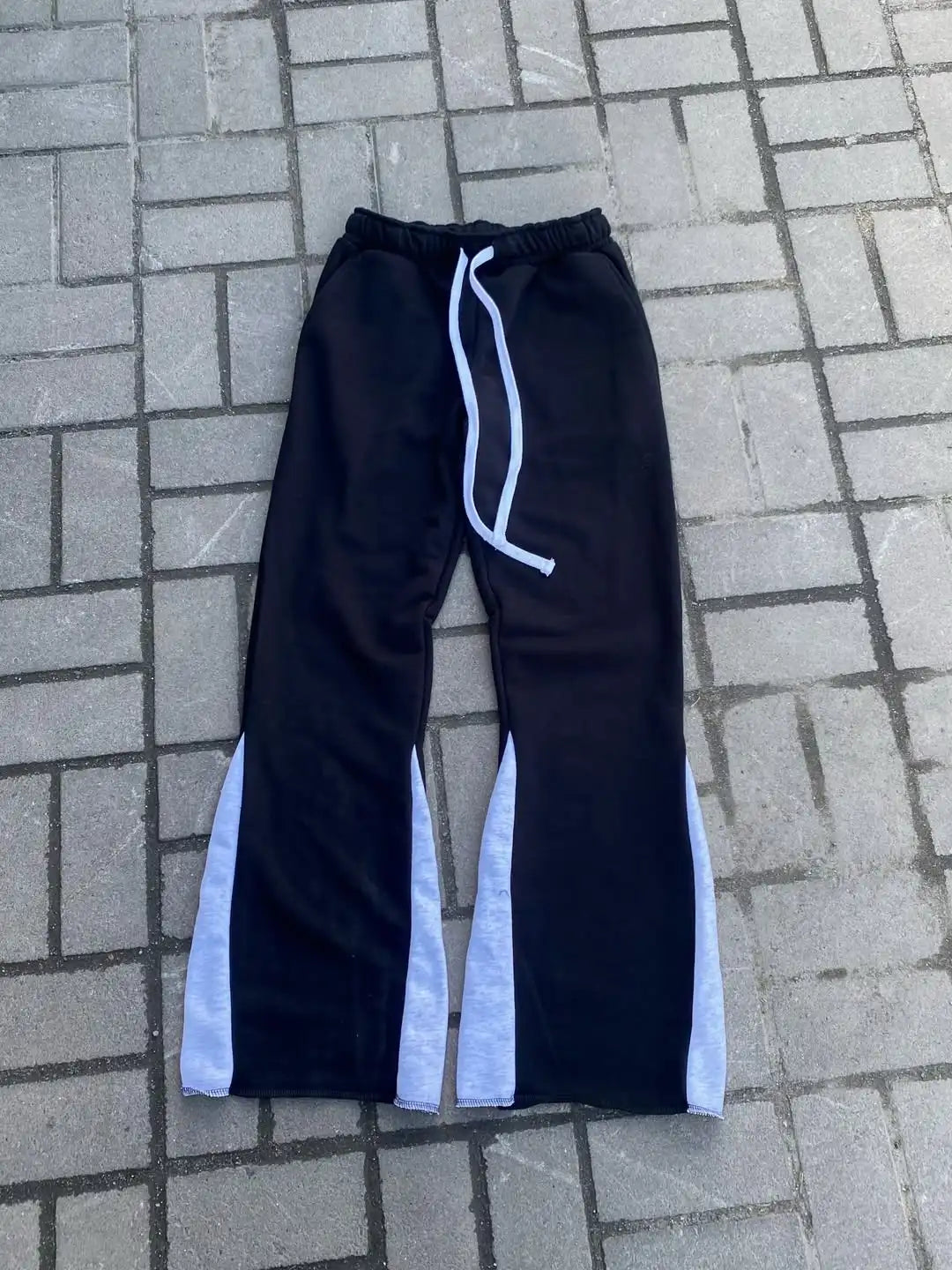Custom Blank Flare Sweatpants for Men-100% Cotton Mid Waist Casual Streetwear with Anti-Pilling & Anti-Wrinkle Features