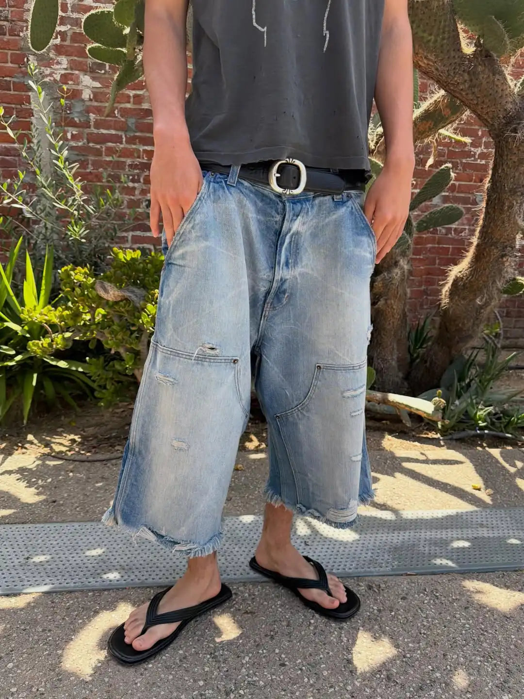 Custom Long Jorts Baggy Denim Shorts for Men Streetwear Distressed Denim Jorts Manufacturers