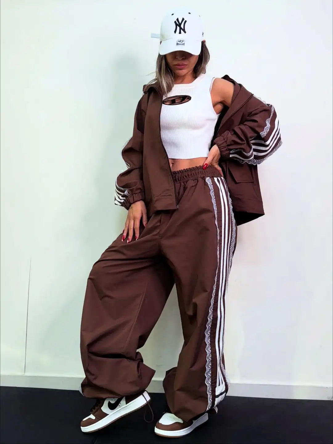 Custom Woman Sweatsuit Outfits for Women Sets 2 Piece Baggy Track Suits Womens Windbreaker Tracksuit