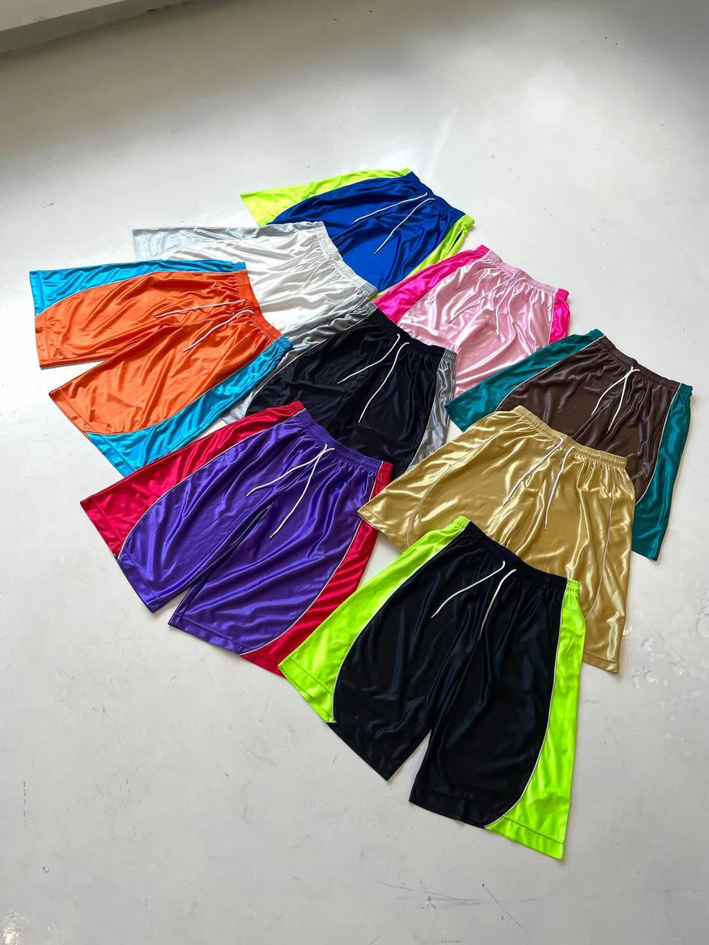 Custom Plus Size Men's Workout Shorts Quick Dry Running Shorts for Men Athletic Long Baggy Basketball Shorts